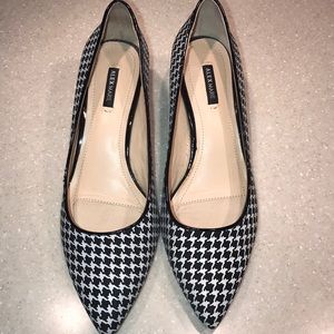 Alex Marie Houndstooth Kitten Heels Size 8